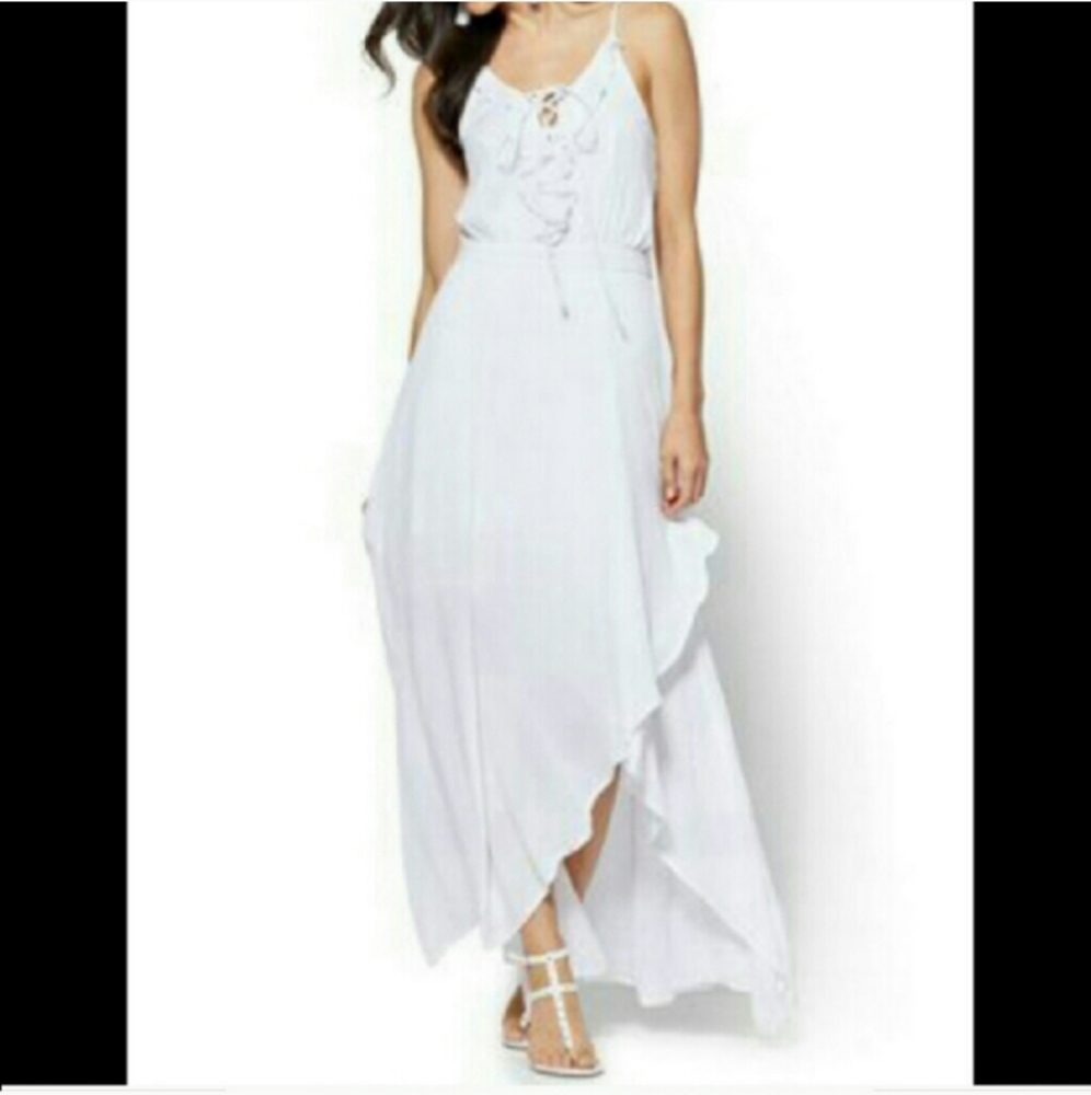 New York &,Company Ruffled Lace-up Maxi Dr…